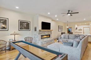 Shuffleboard Table - Modern Kitchen - Garage - Hot Tub